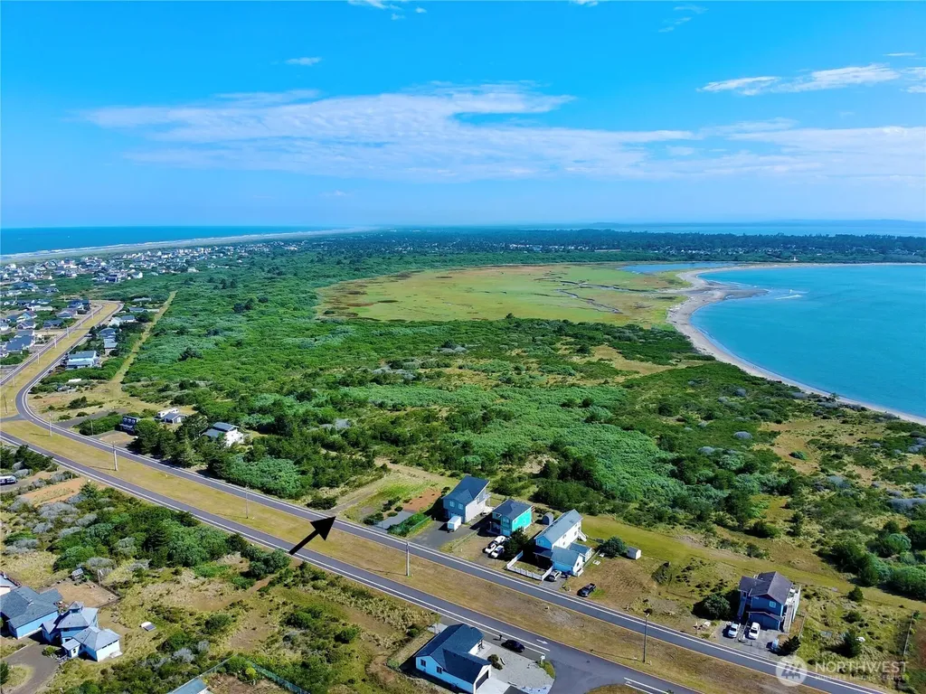 1376 E Ocean Shores Boulevard SW Ocean Shores WA 98569