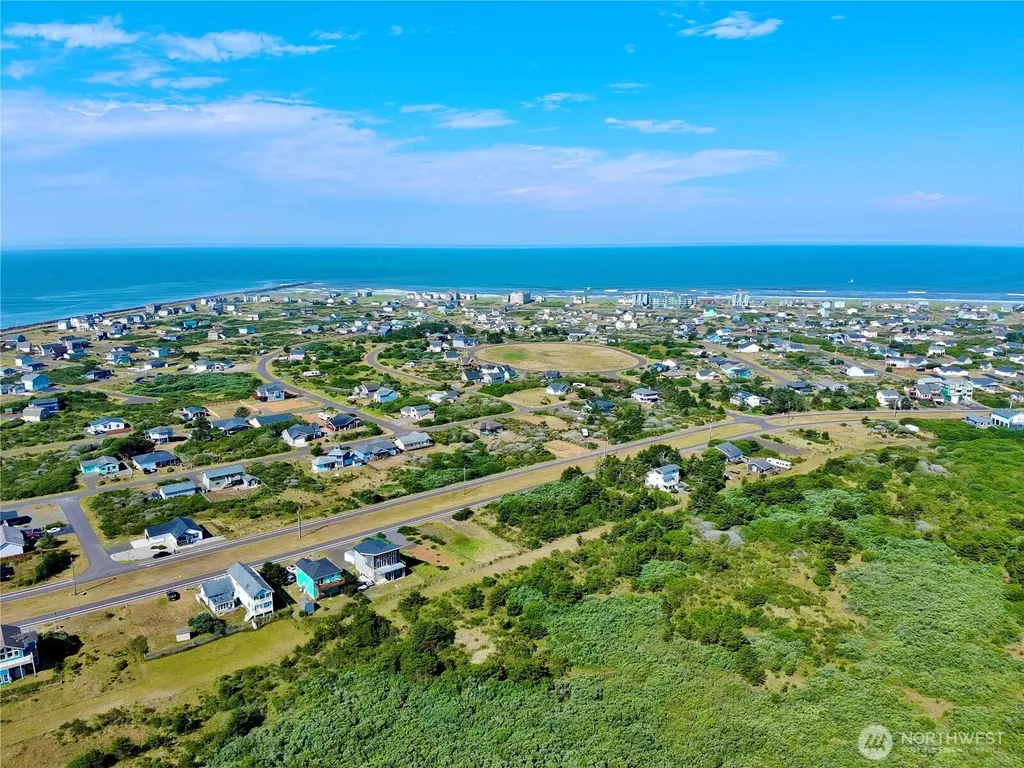1376 E Ocean Shores Boulevard SW Ocean Shores WA 98569