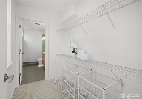 3045 21st Avenue W Seattle WA 98199