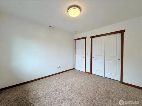 1034 S 74th Street Tacoma WA 98408