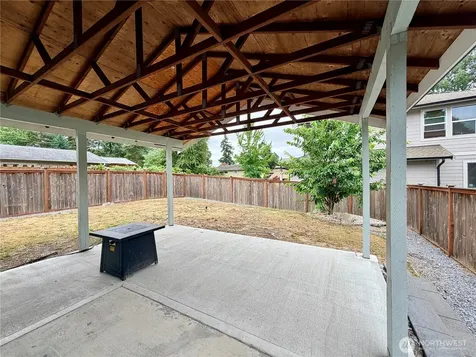1034 S 74th Street Tacoma WA 98408