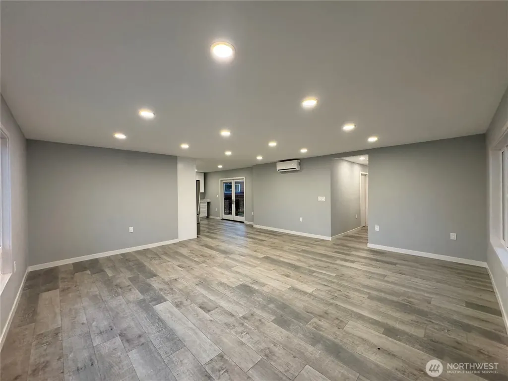 5523 S Leo Street Seattle WA 98178