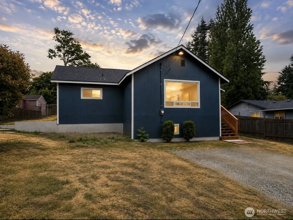 5523 S Leo Street Seattle WA 98178