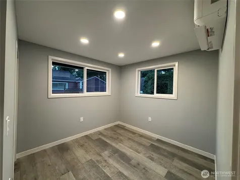 5523 S Leo Street Seattle WA 98178