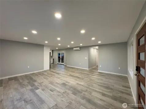 5523 S Leo Street Seattle WA 98178