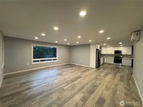 5523 S Leo Street Seattle WA 98178