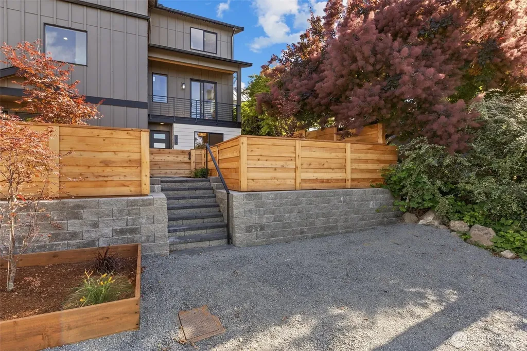 2615 NW 87th Street Seattle WA 98117