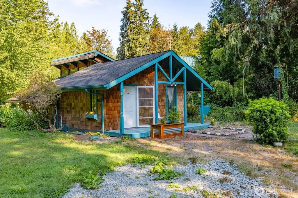 14784 Mountain View Lane Concrete WA 98237