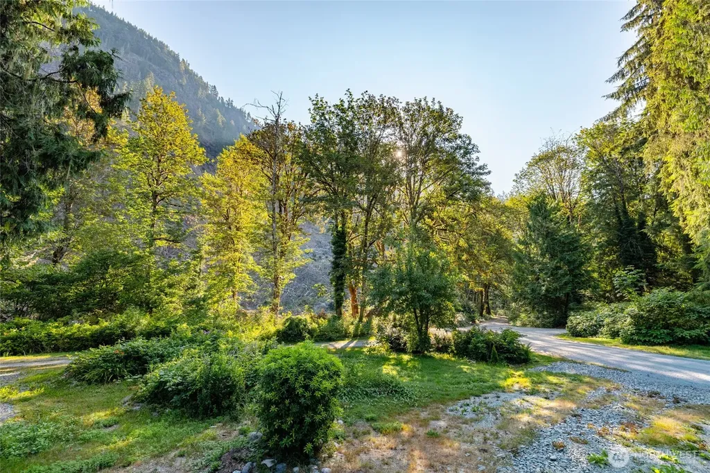 14784 Mountain View Lane Concrete WA 98237