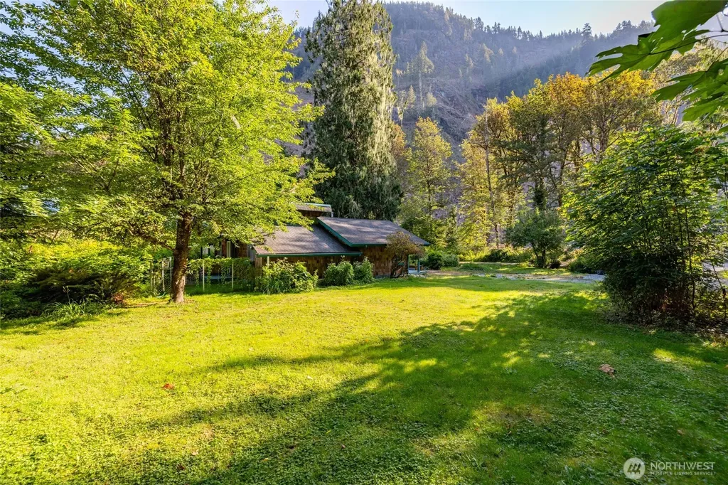 14784 Mountain View Lane Concrete WA 98237