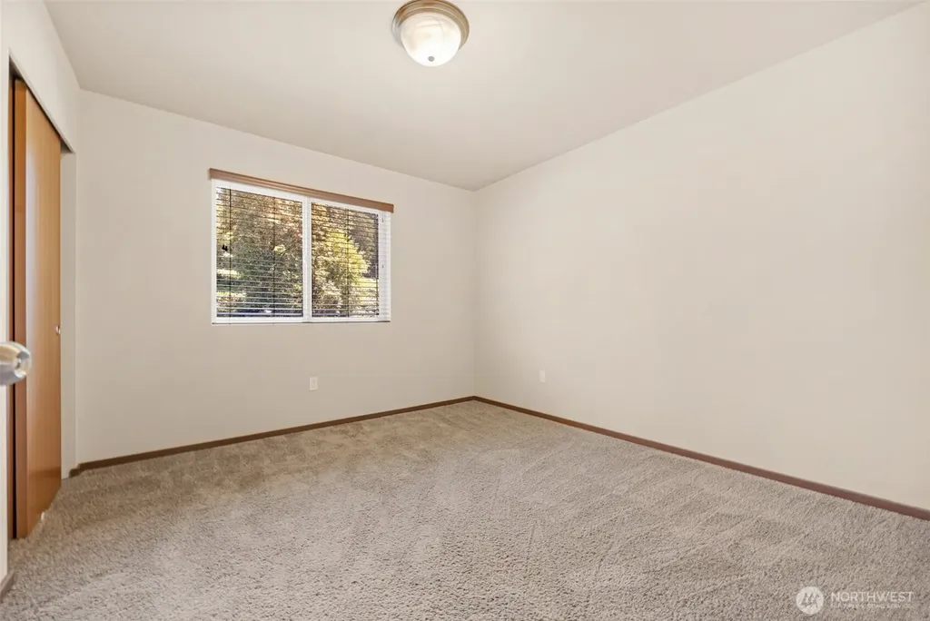 7515 100th Street NE Marysville WA 98270