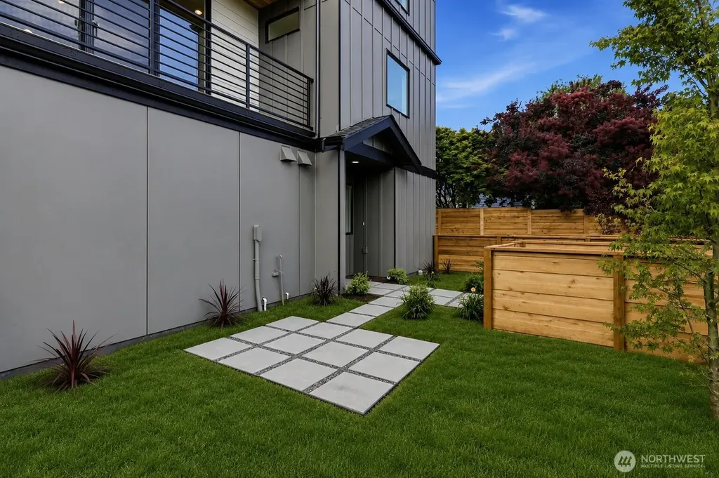 2613 NW 87th Street Seattle WA 98117