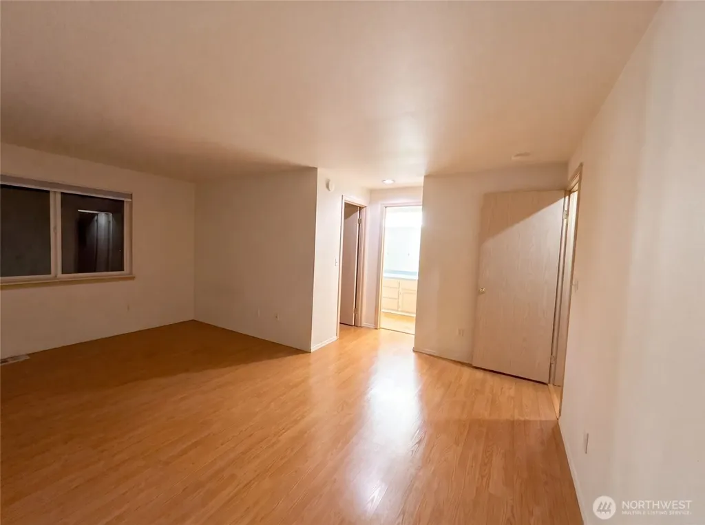 12531 81st Place NE Kirkland WA 98034