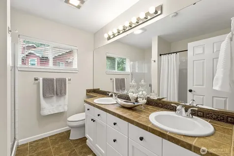 9205 177th Place NE Redmond WA 98052