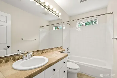 9205 177th Place NE Redmond WA 98052
