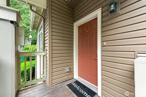 9205 177th Place NE Redmond WA 98052