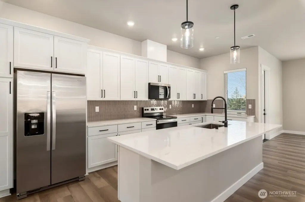 6609 S 128th Street Seattle WA 98178
