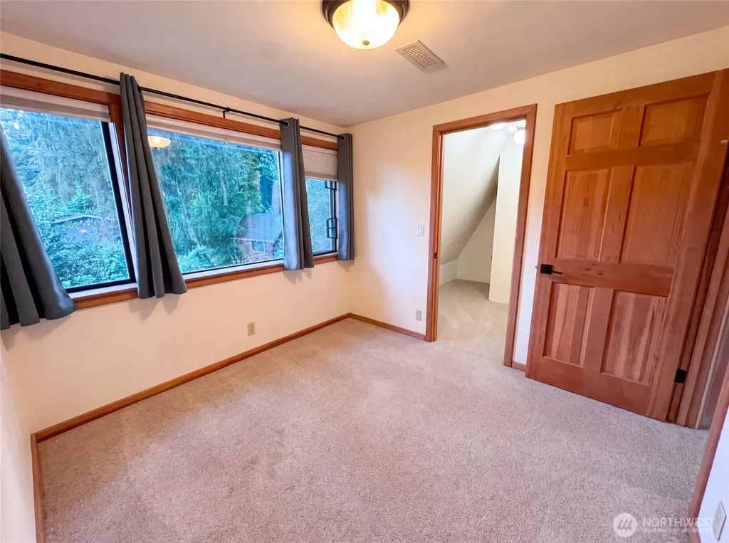 4510 244th Street Vashon WA 98070