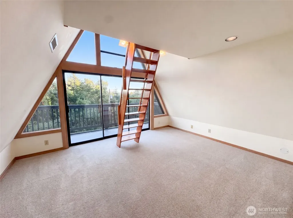 4510 244th Street Vashon WA 98070