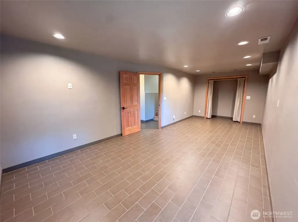 4510 244th Street Vashon WA 98070