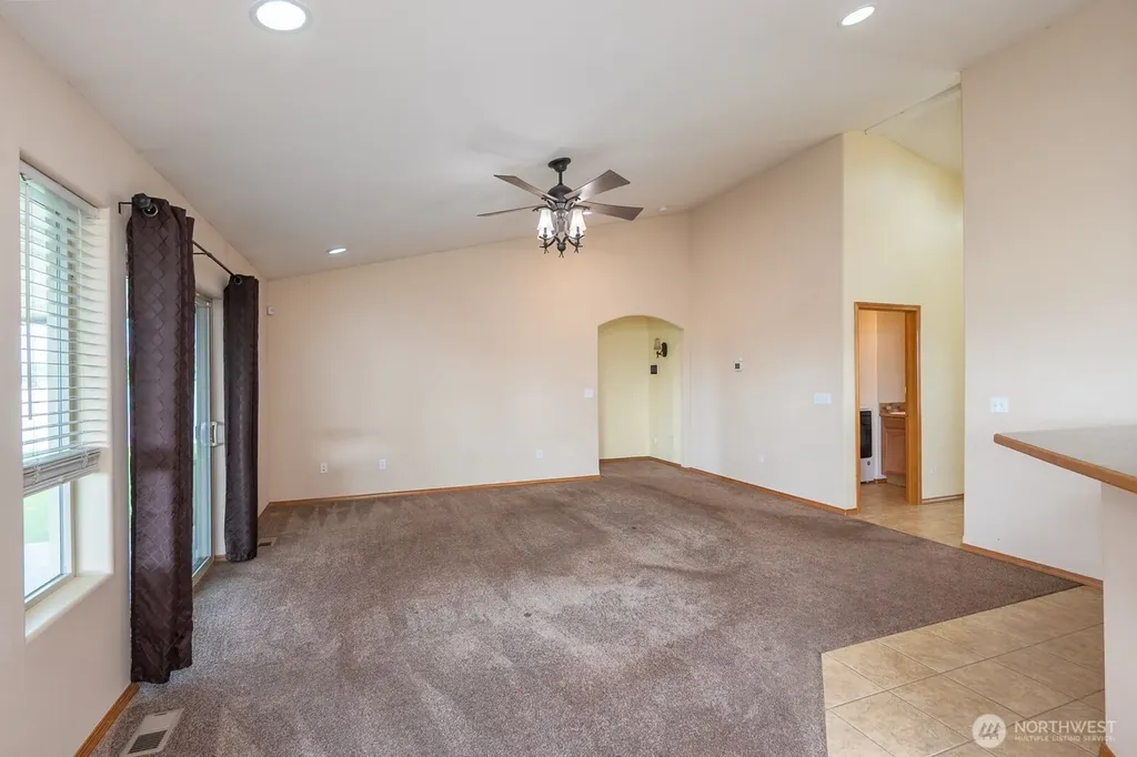 211 E Inglewood Drive Moses Lake WA 98837