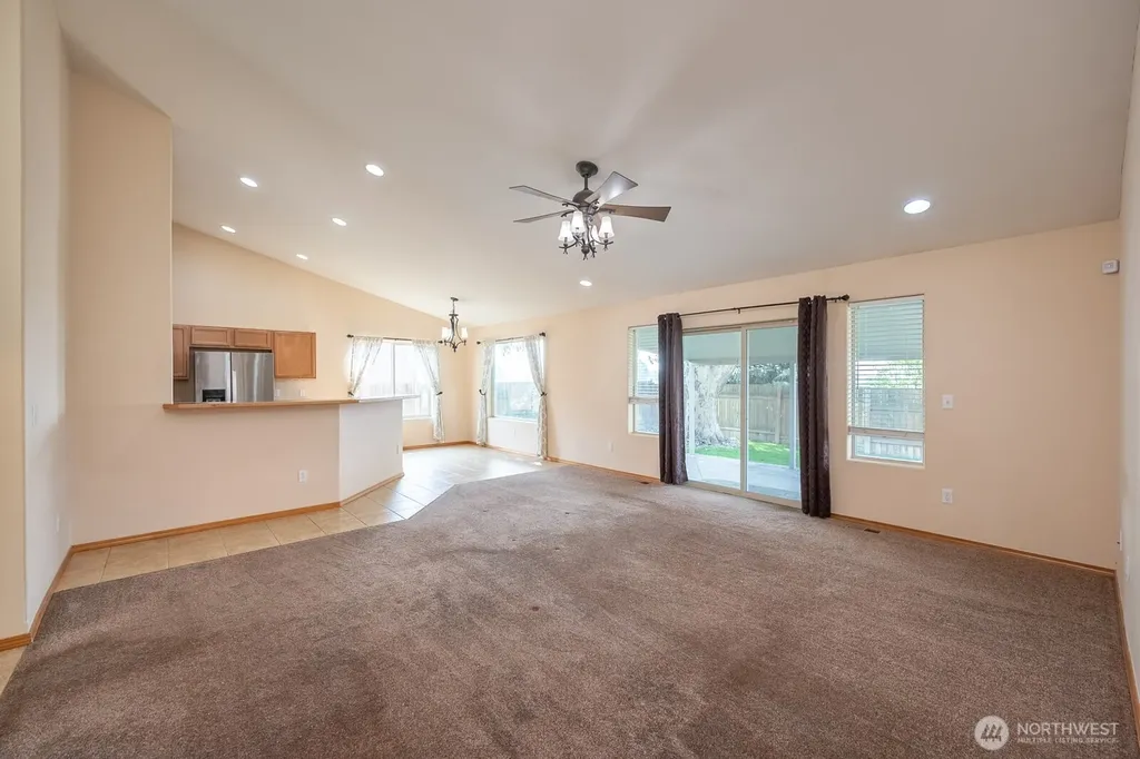 211 E Inglewood Drive Moses Lake WA 98837