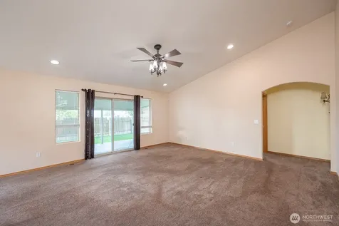 211 E Inglewood Drive Moses Lake WA 98837