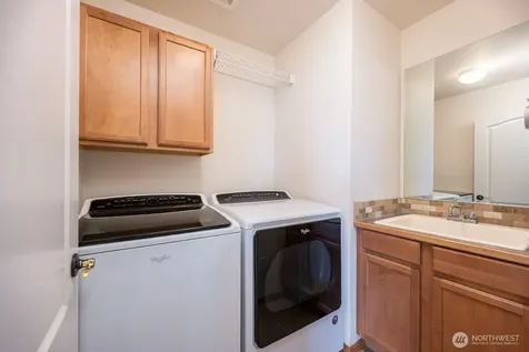 211 E Inglewood Drive Moses Lake WA 98837