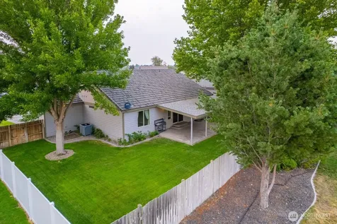 211 E Inglewood Drive Moses Lake WA 98837