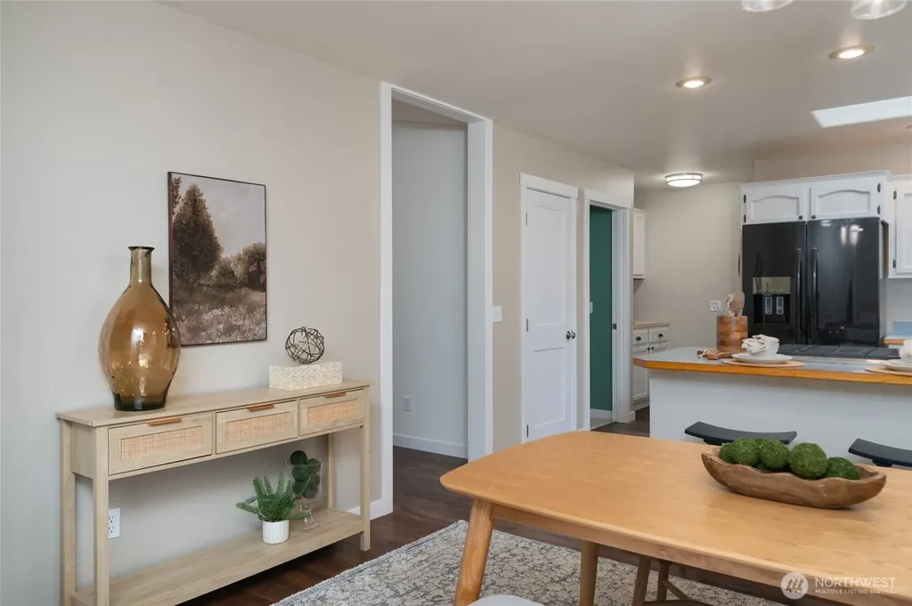 2033 Navy Lane Oak Harbor WA 98277