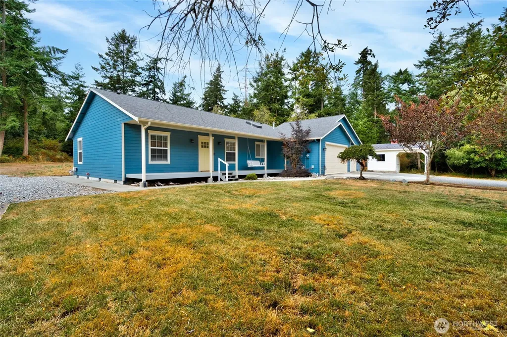 2033 Navy Lane Oak Harbor WA 98277