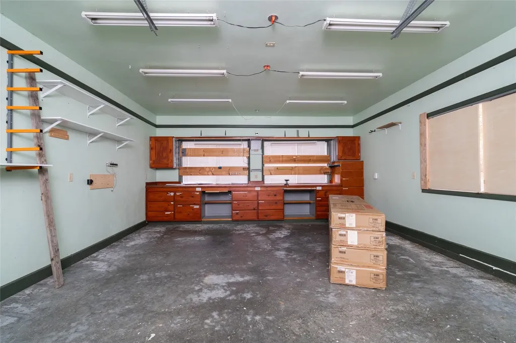 2033 Navy Lane Oak Harbor WA 98277