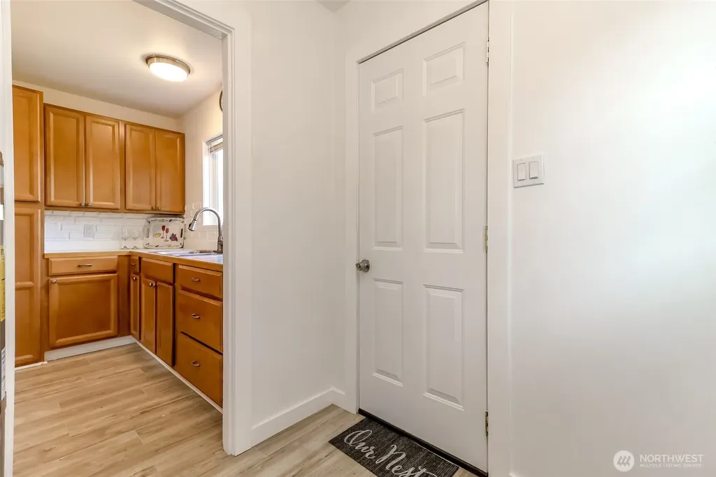 921 E 58th Street Tacoma WA 98404