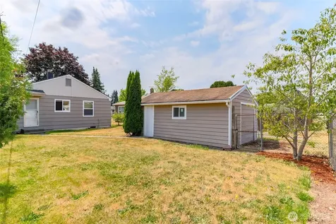 921 E 58th Street Tacoma WA 98404