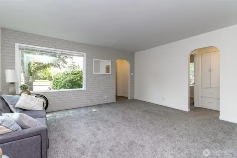 921 E 58th Street Tacoma WA 98404
