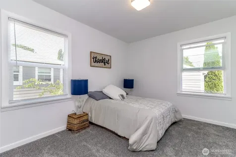 921 E 58th Street Tacoma WA 98404