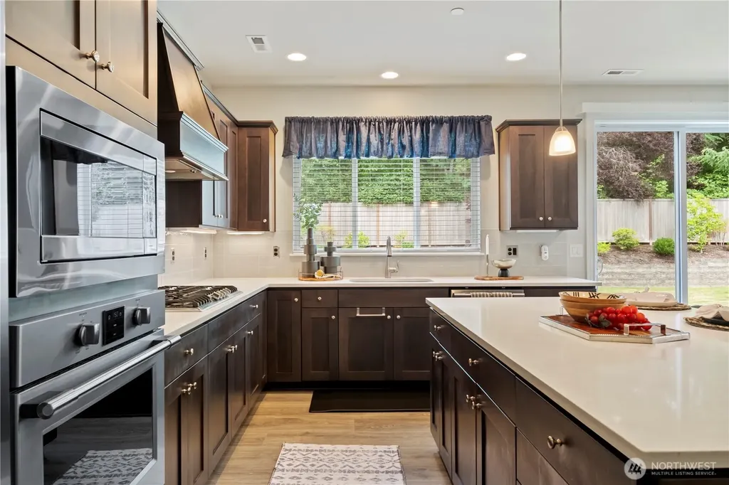 6414 SE 5th Place Renton WA 98059