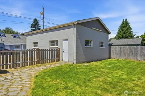 3119 25th Street Everett WA 98201