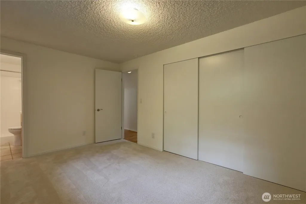 2327 148th Avenue SE Sammamish WA 98075