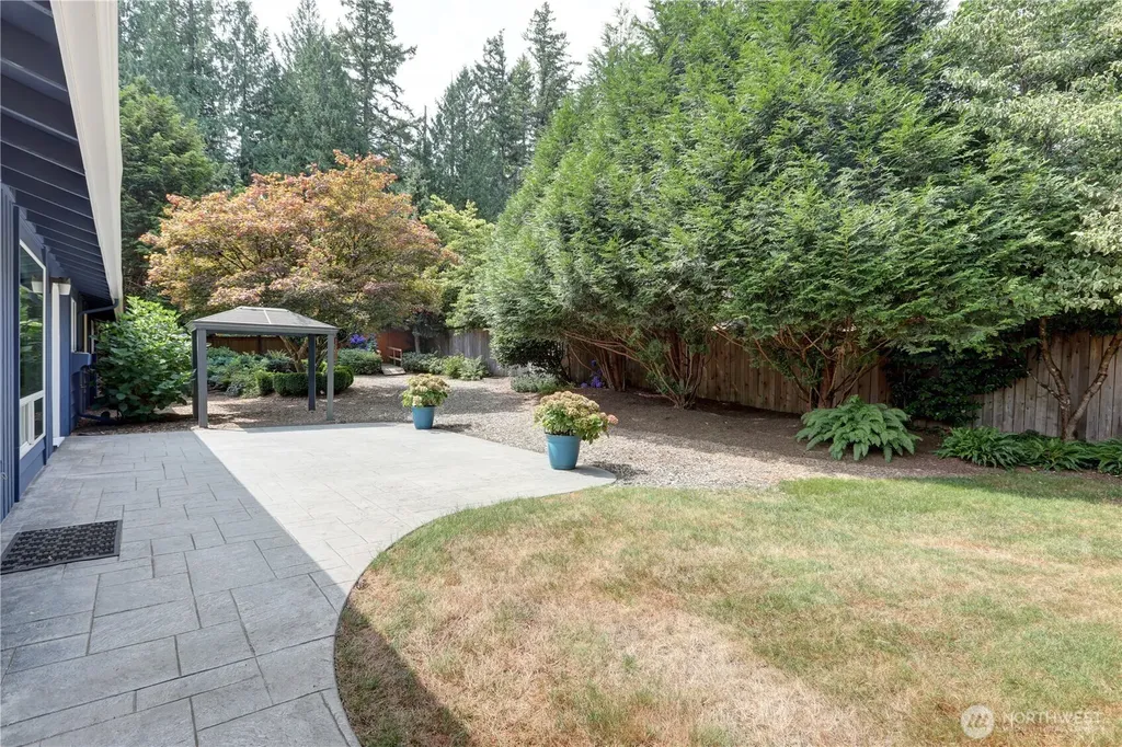 2327 148th Avenue SE Sammamish WA 98075