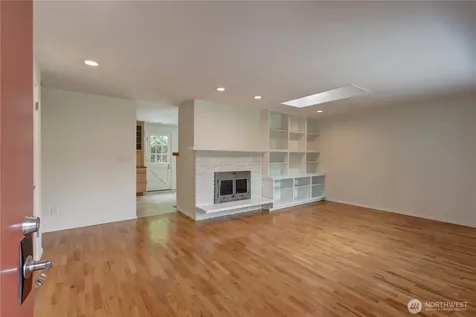 2327 148th Avenue SE Sammamish WA 98075