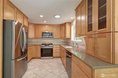 2327 148th Avenue SE Sammamish WA 98075