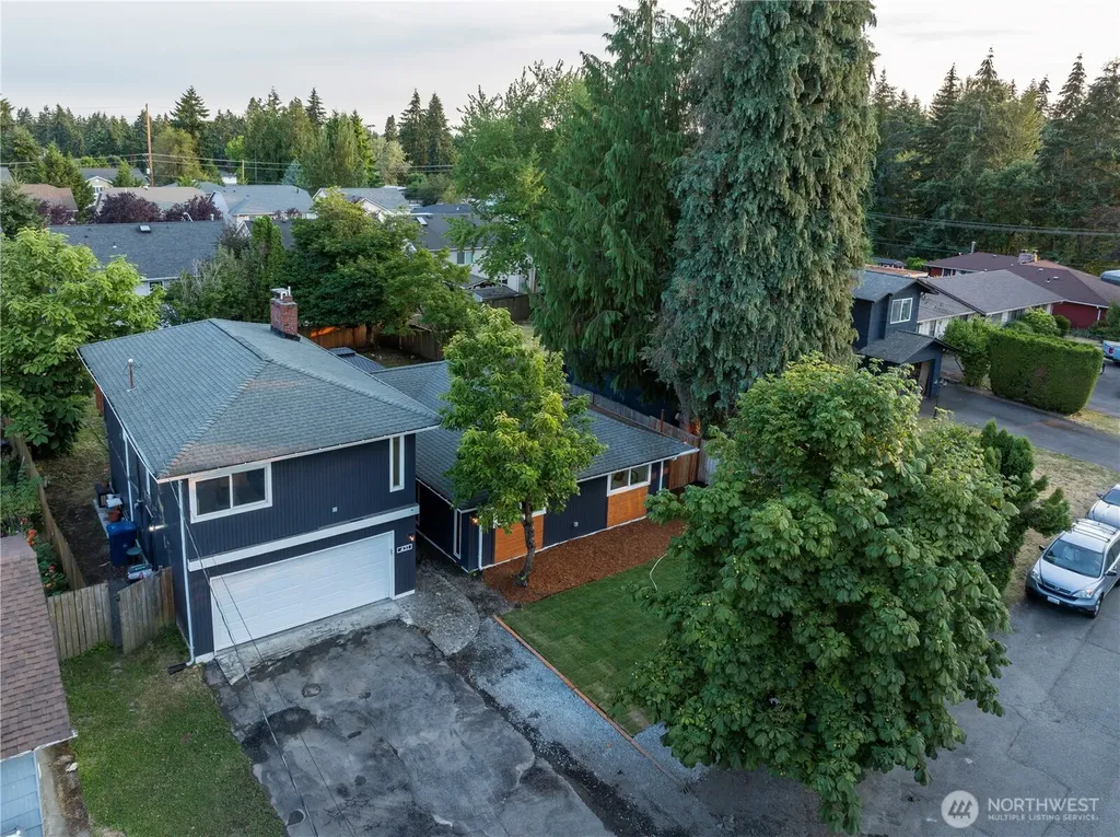 431 S 190th Street Burien WA 98148