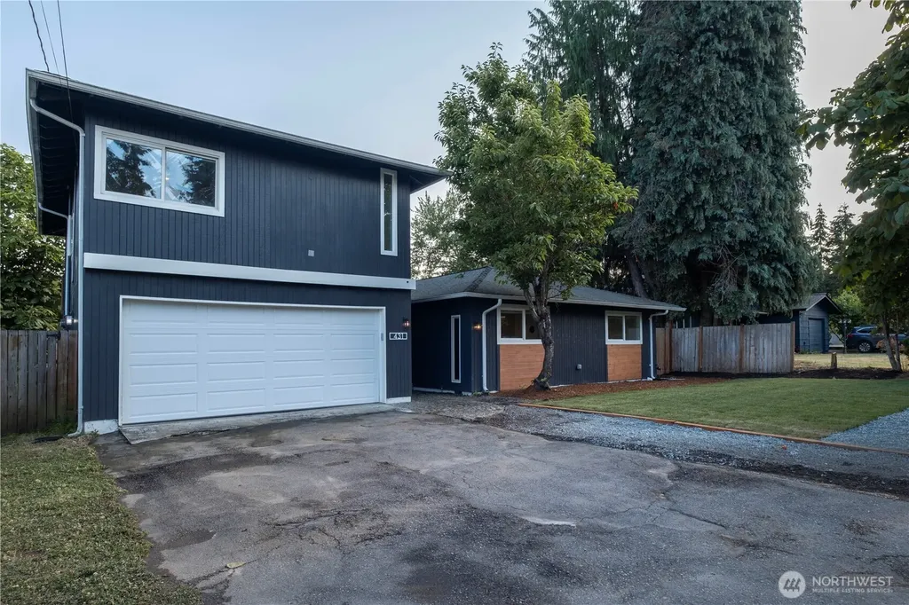 431 S 190th Street Burien WA 98148