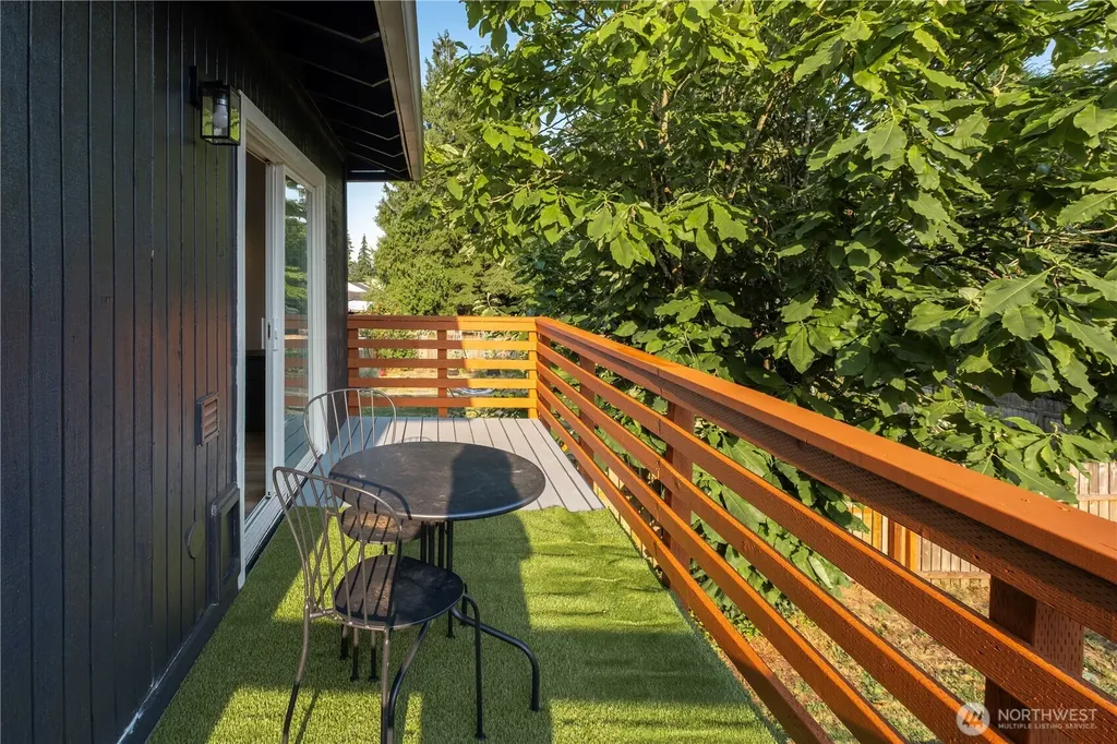 431 S 190th Street Burien WA 98148