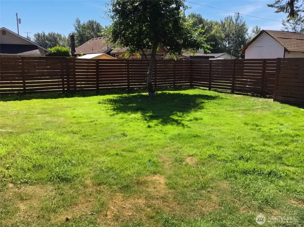 532 7th Street Montesano WA 98563