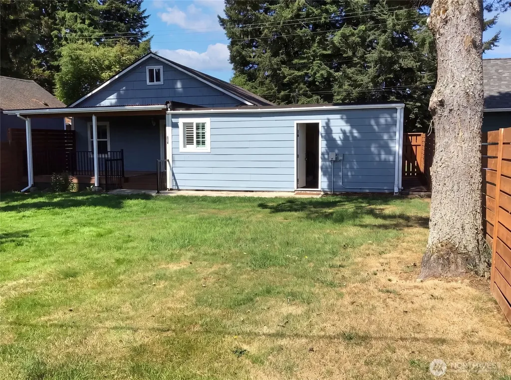 532 7th Street Montesano WA 98563