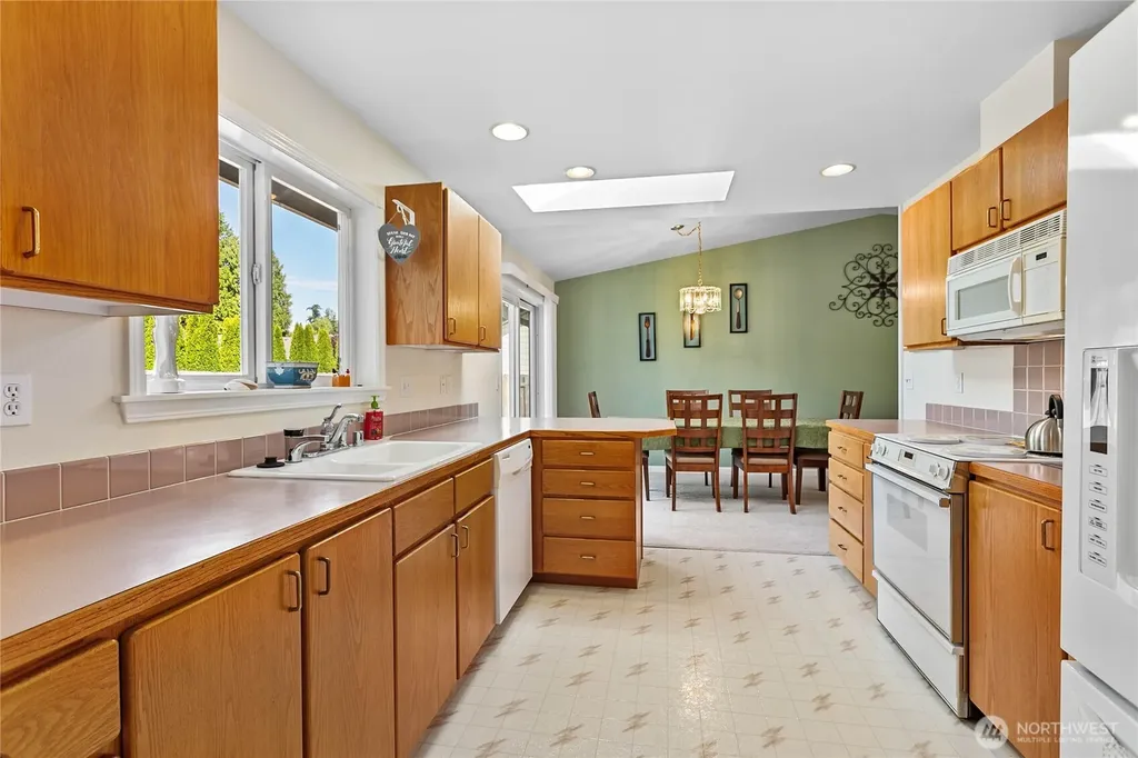 8163 Skeena Way Blaine WA 98230