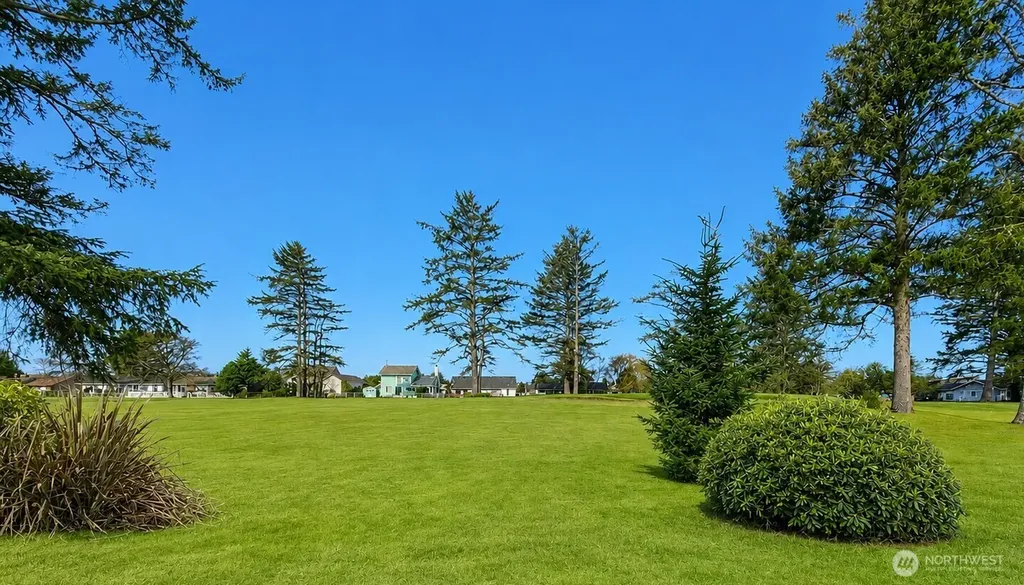375 Dolphin Avenue NE Ocean Shores WA 98569