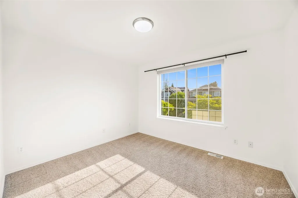 17729 11th Place W Lynnwood WA 98037